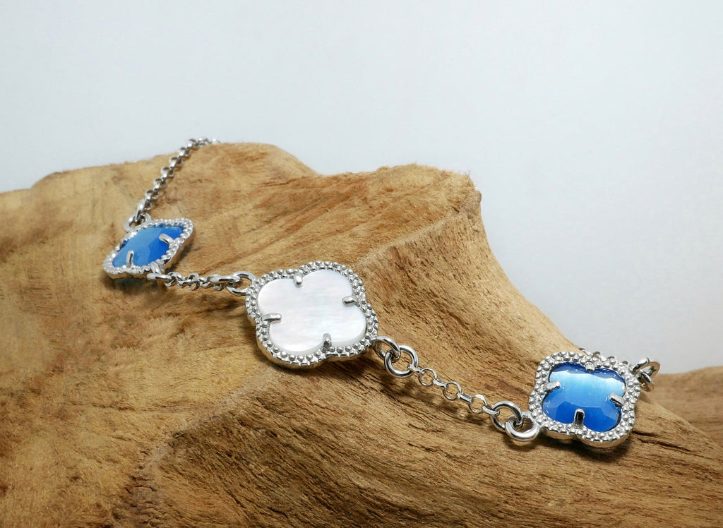 Clover | Bracelet with Blu Quartz and Mother of Pearl