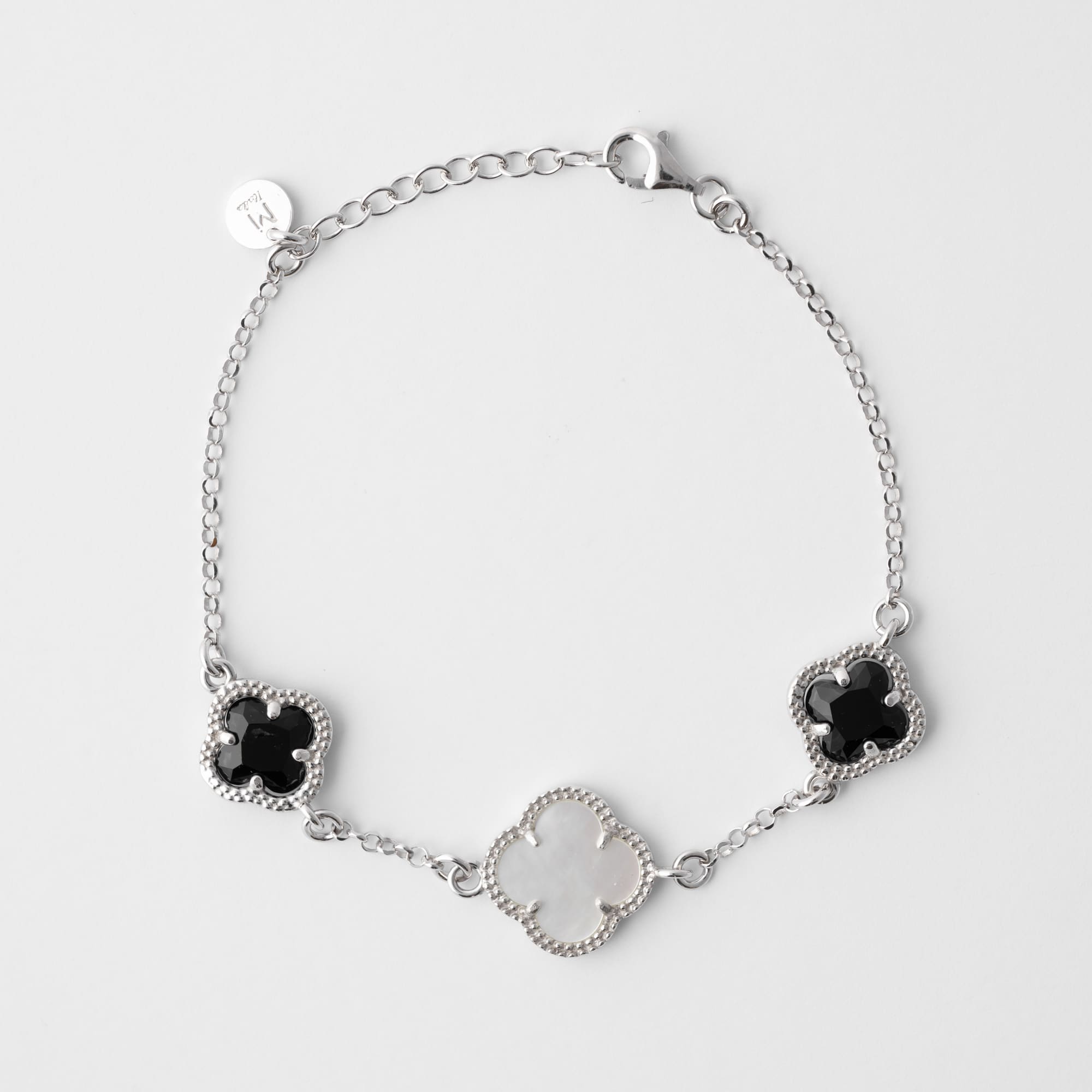 Clover | Bracelet with Black Quartz and Mother of Pearl