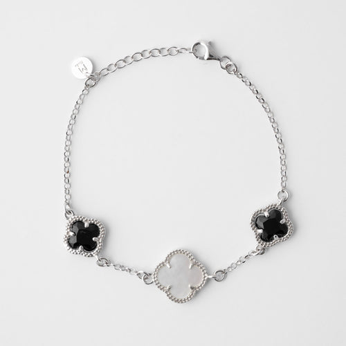Clover | Bracelet with Black Quartz and Mother of Pearl