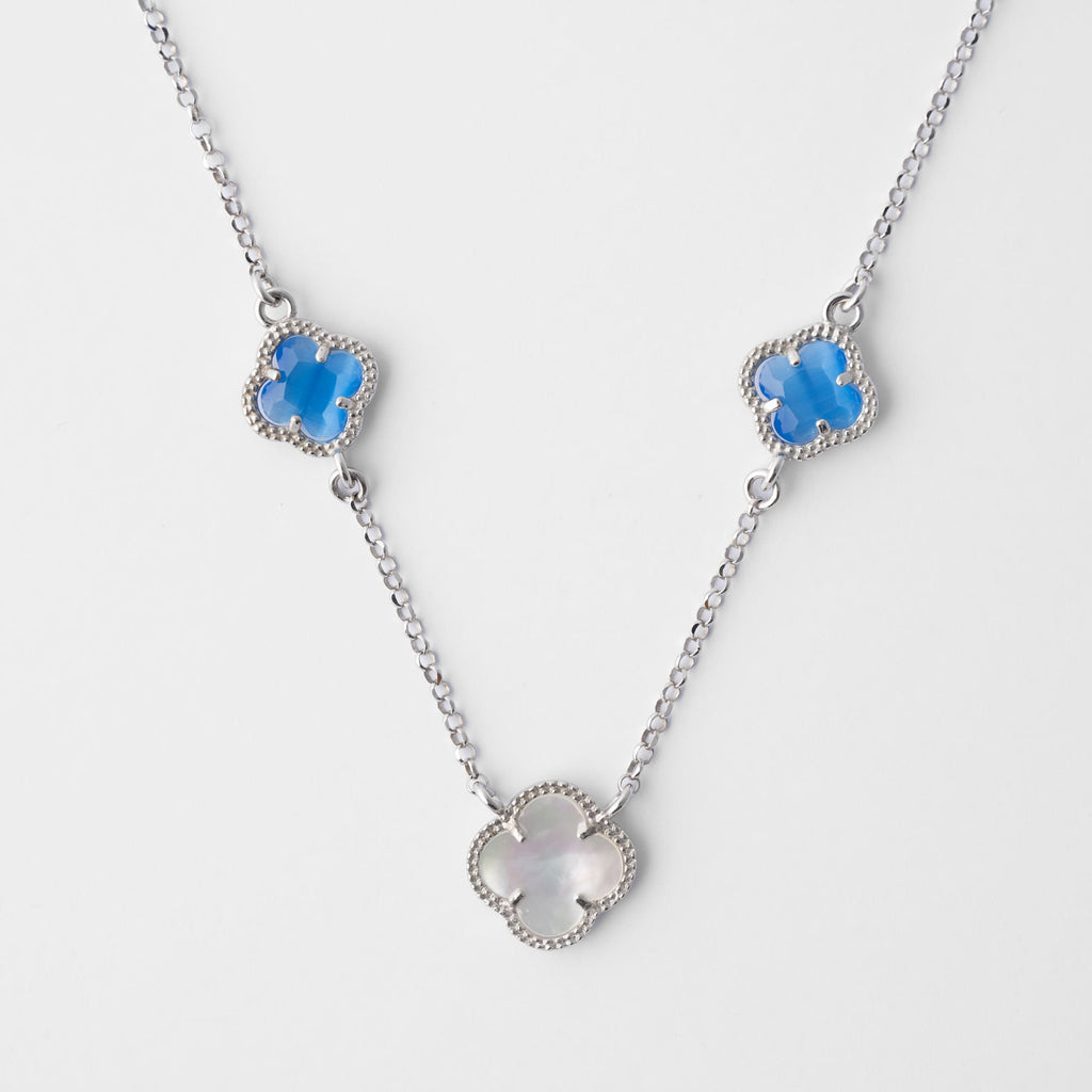 Clover | Necklace with Blu Quartz and Mother of Pearl