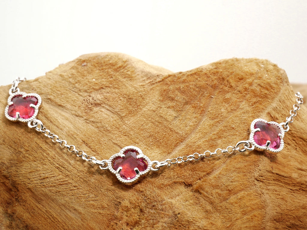 Clover Bracelet with Red Quartz