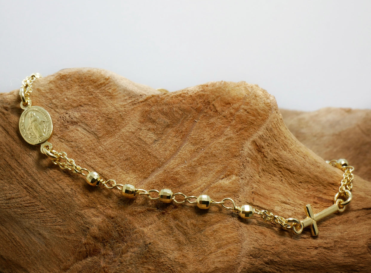 ROSARY bracelet with diamond cut beads