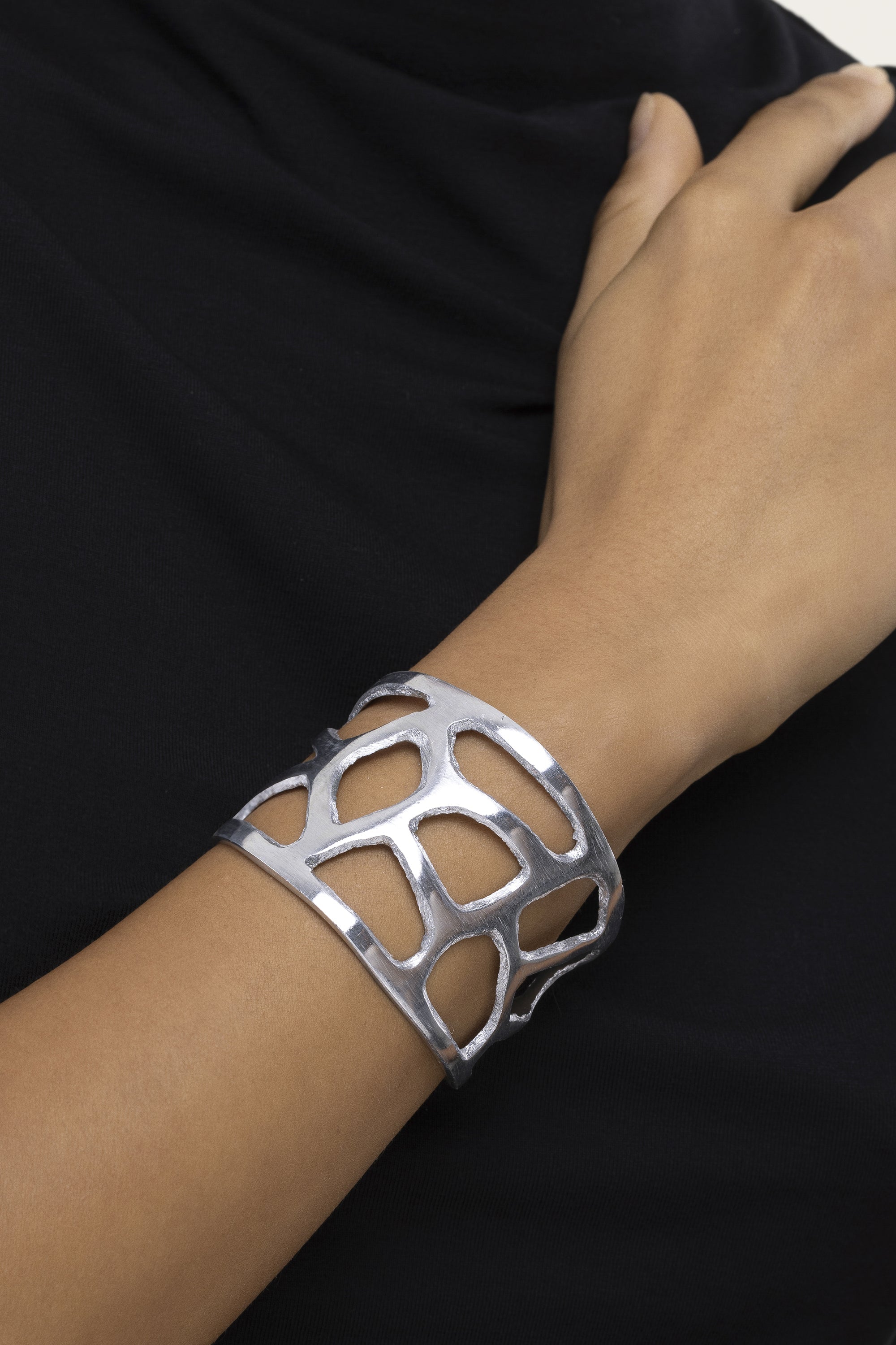 BRACELET 5 CM OPENWORK