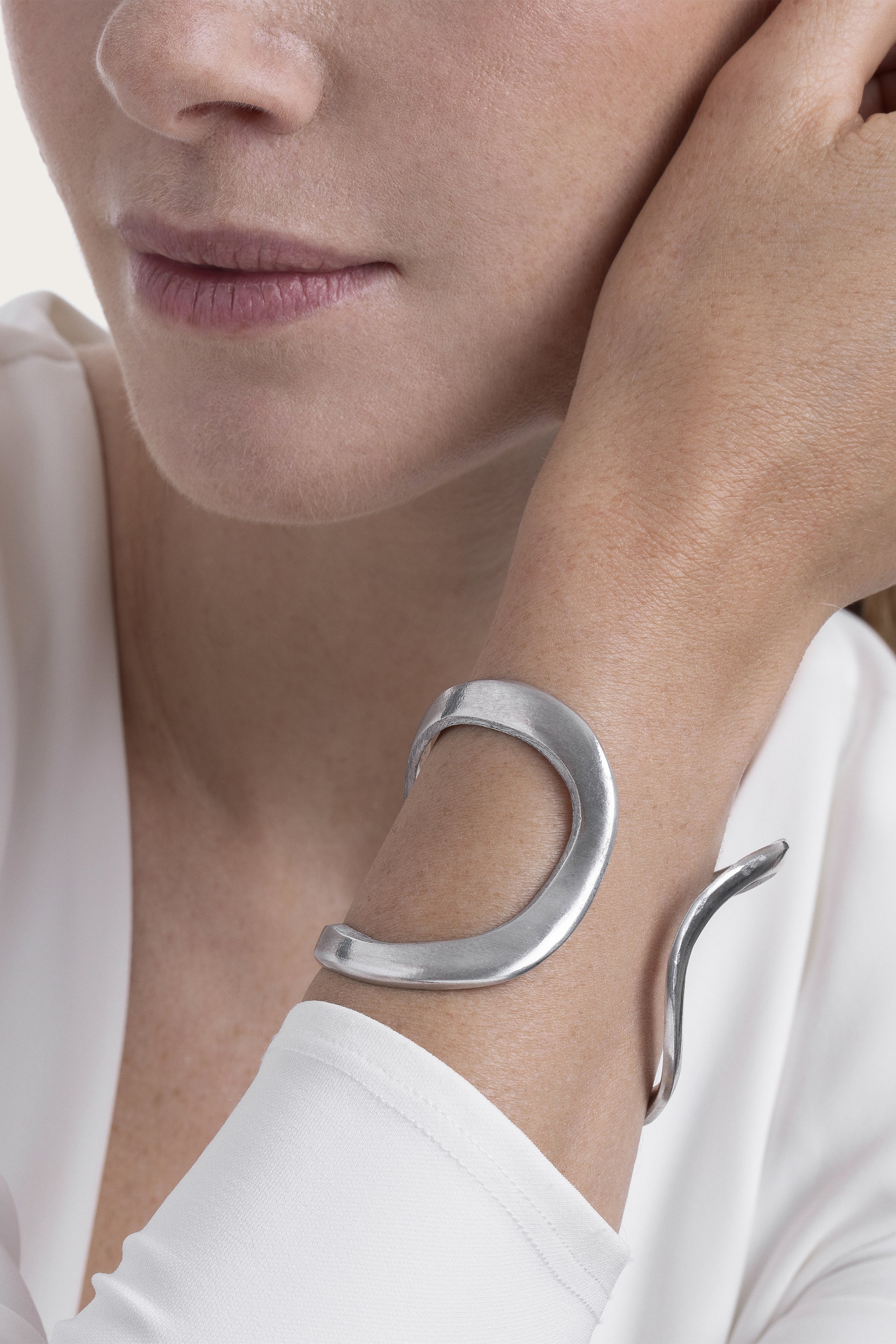 CUFF BRACELET 2 BANDS