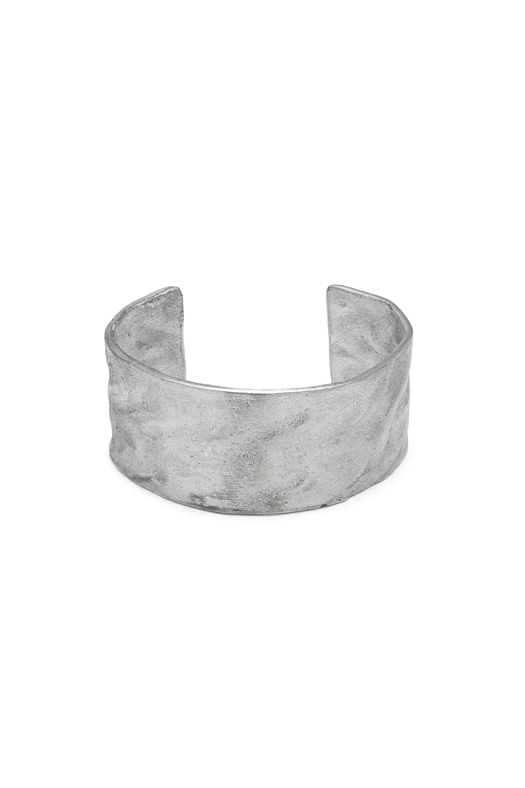 HAMMERED CUFF BRACELET 3CM