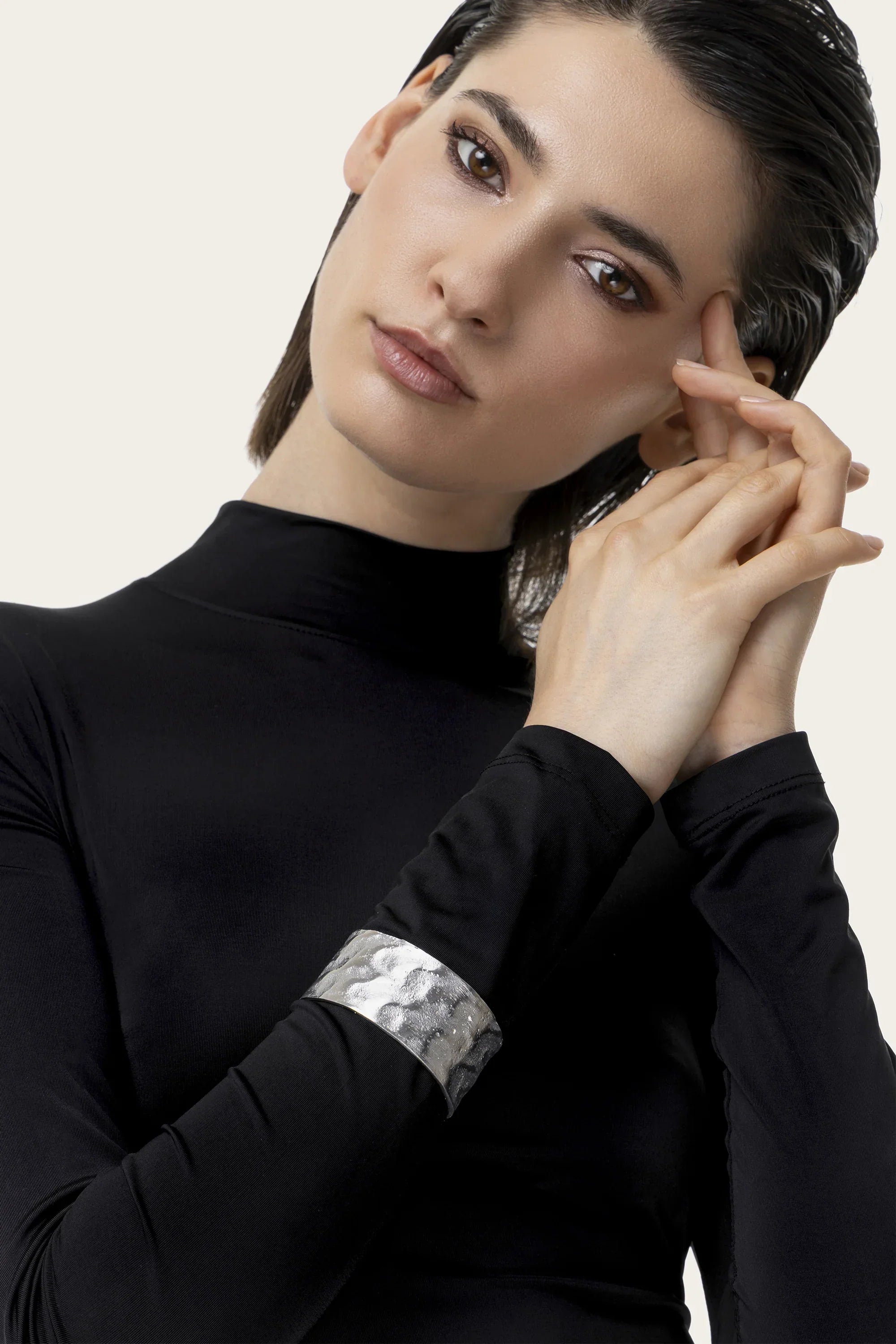 HAMMERED CUFF BRACELET 3CM