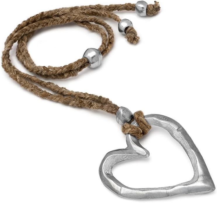HEART PENDANT NECKLACE