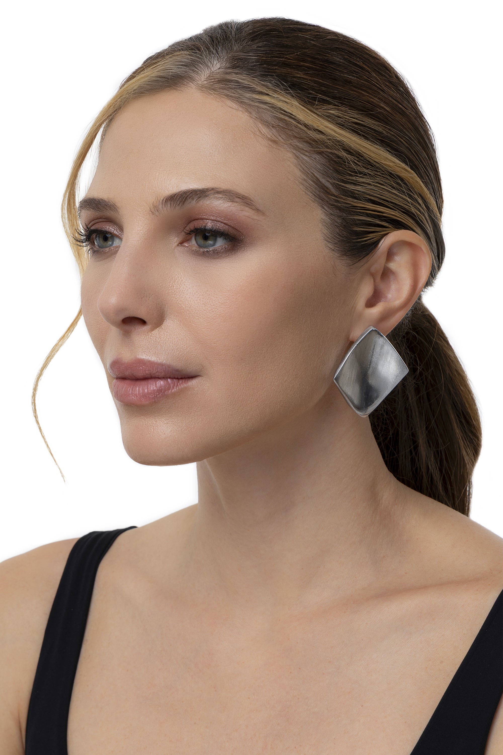 RHOMBUS EARRINGS