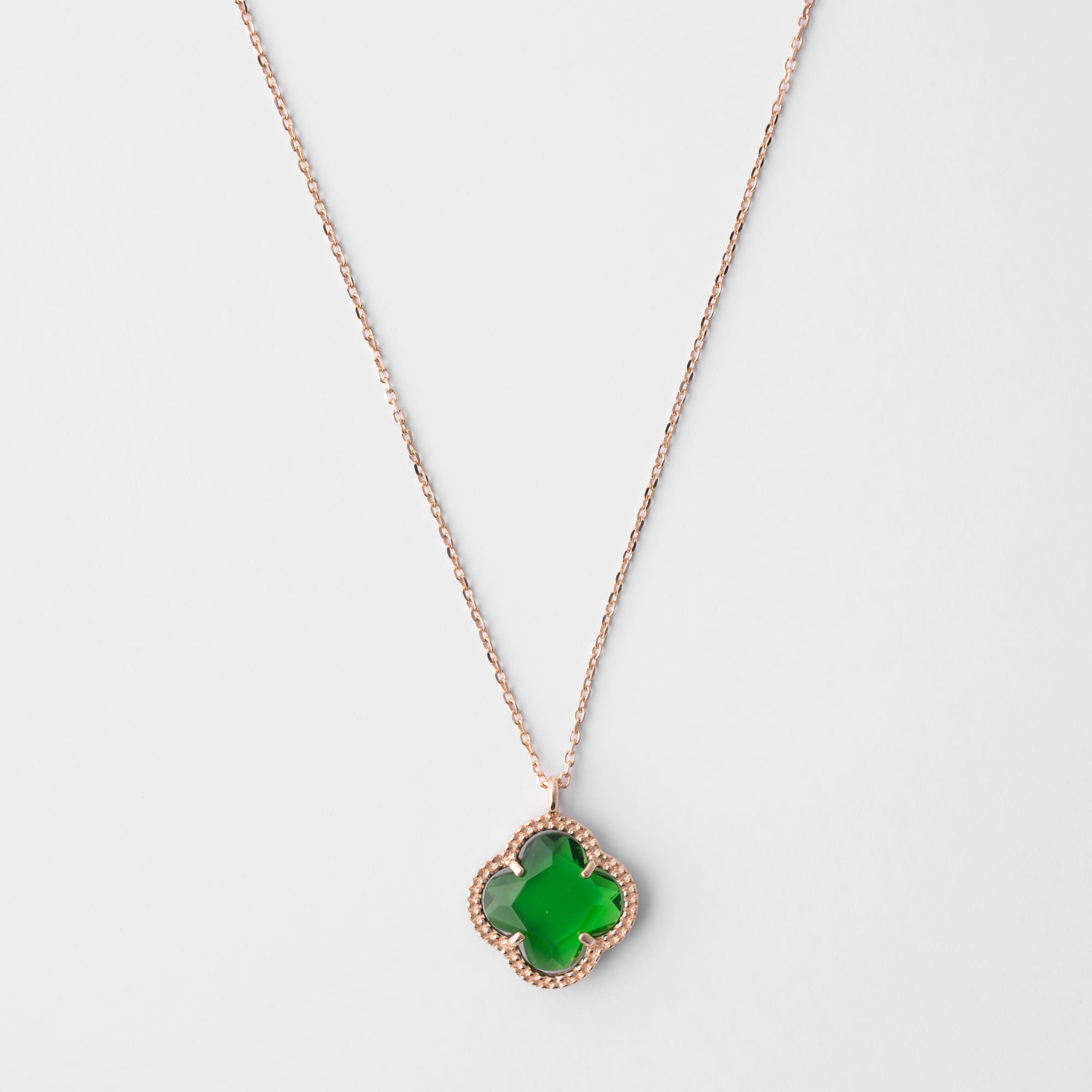 Clover | Necklace with Emerald Quartz