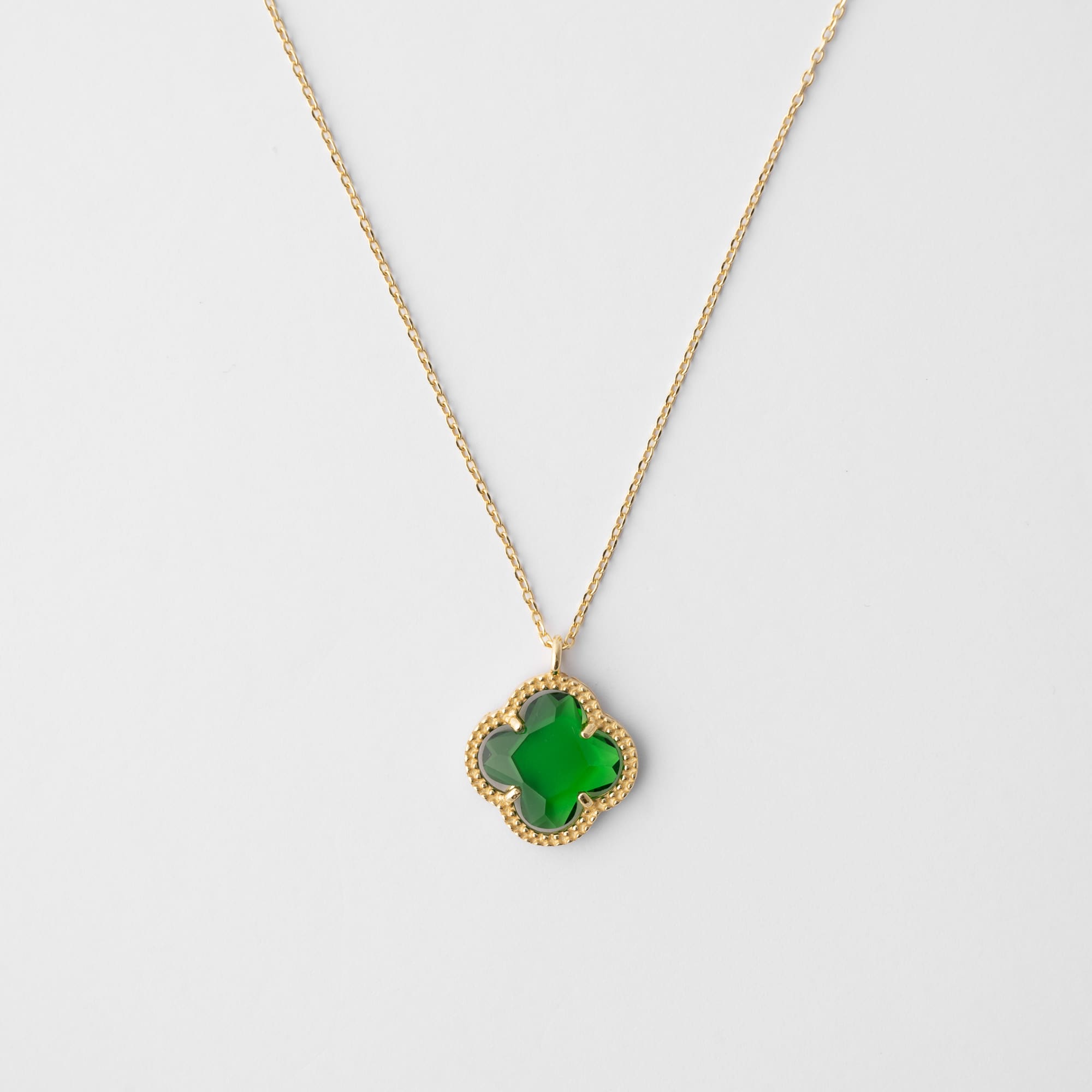 Clover | Necklace with Emerald Quartz