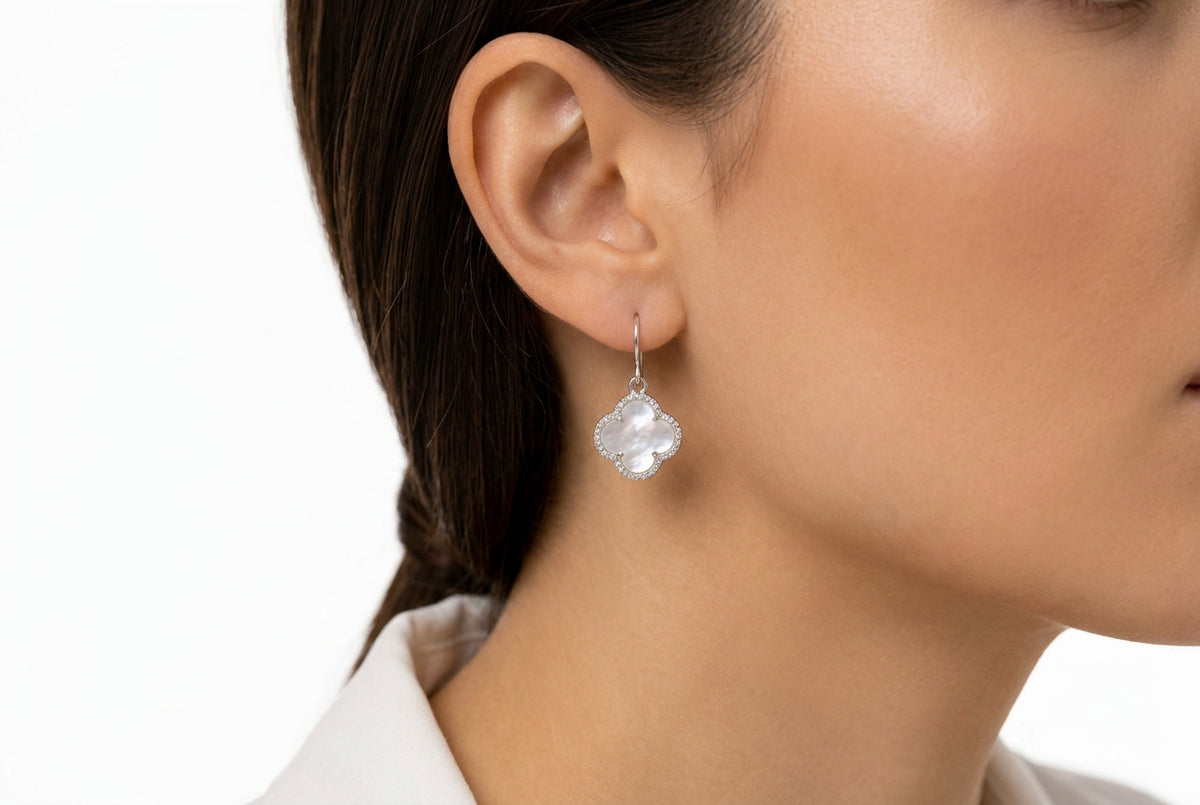 MORICONI - Clover | Earrings with Mother of Pearl