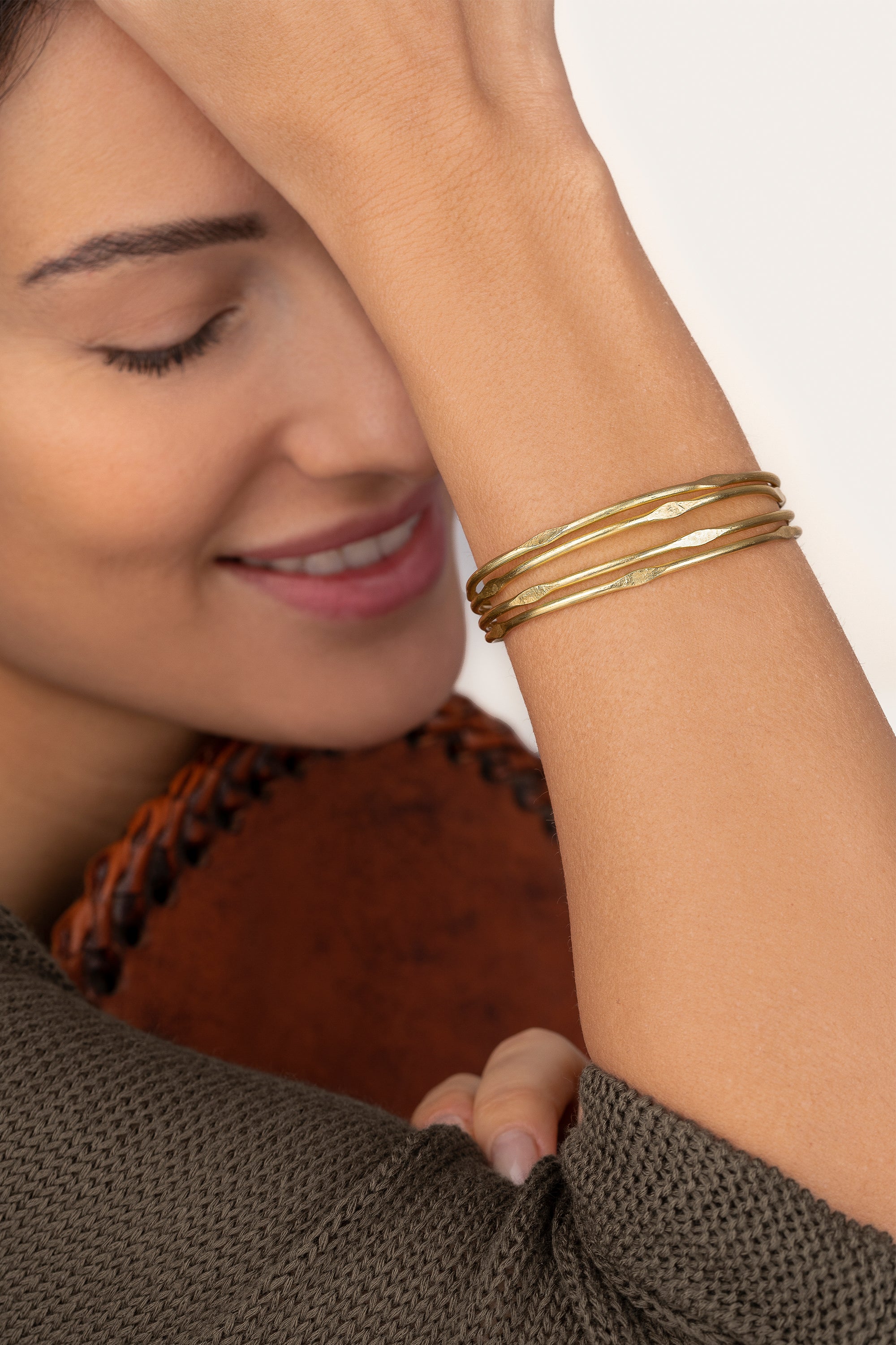 BAND BRACELET IRREGULAR LINES