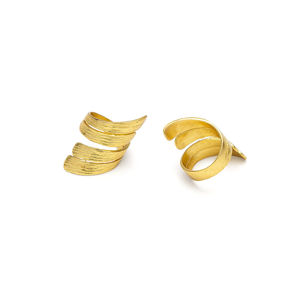 Vestopazzo Design Band Ring - Rings in Kuwait | خاتم عريض قابل للتعديل بلمسة ساتان ومنحنيات أنيقة - Saya
