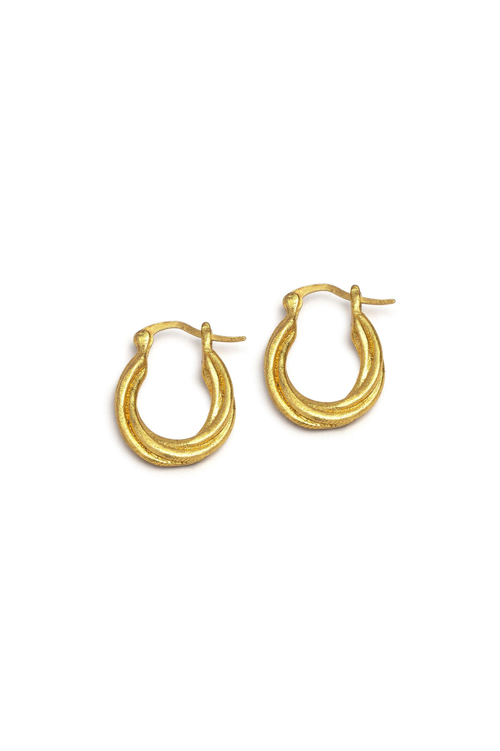 INTERLACED DESIGN EARRINGS