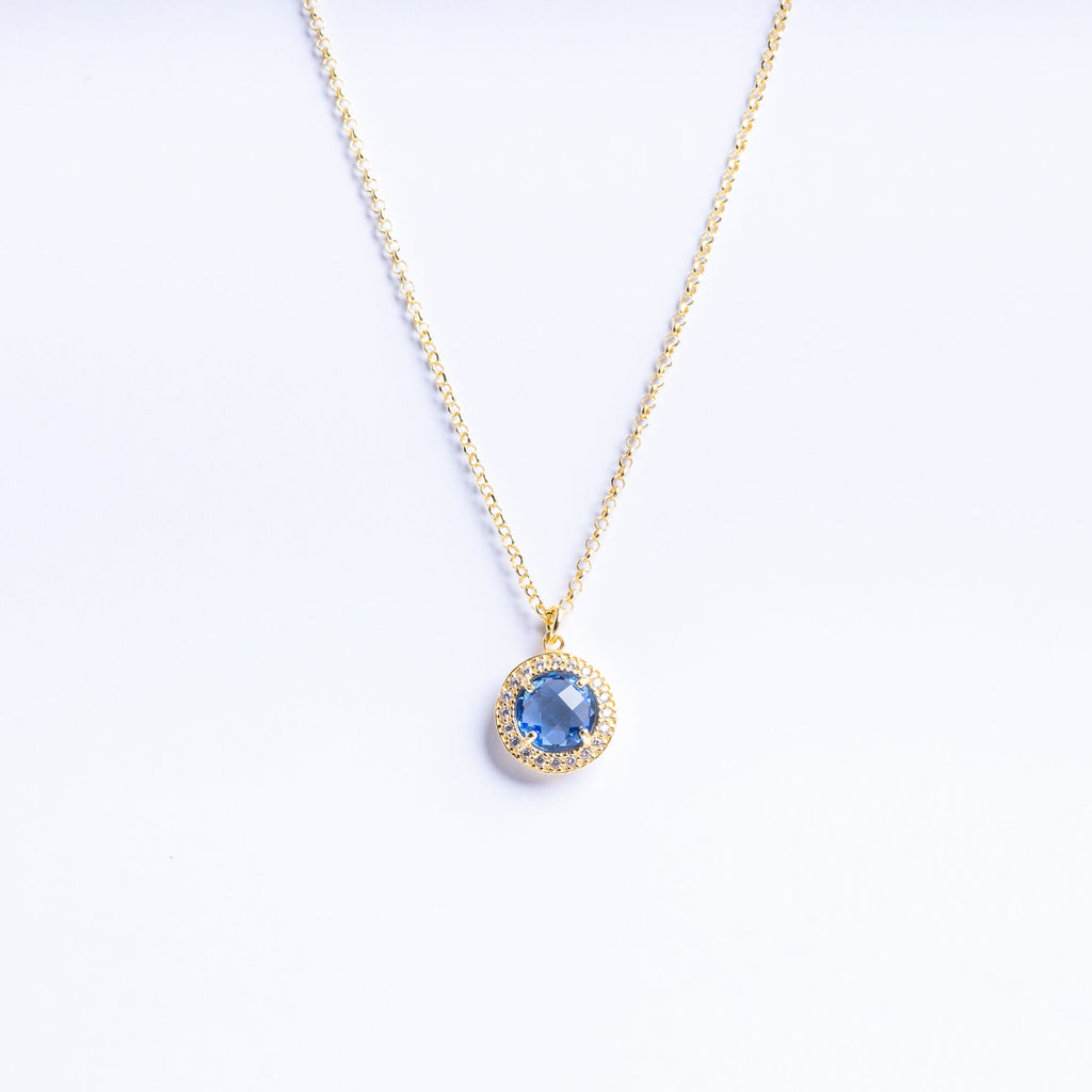 Necklace with Sapphire-Blue Quartz and Zircon Hal