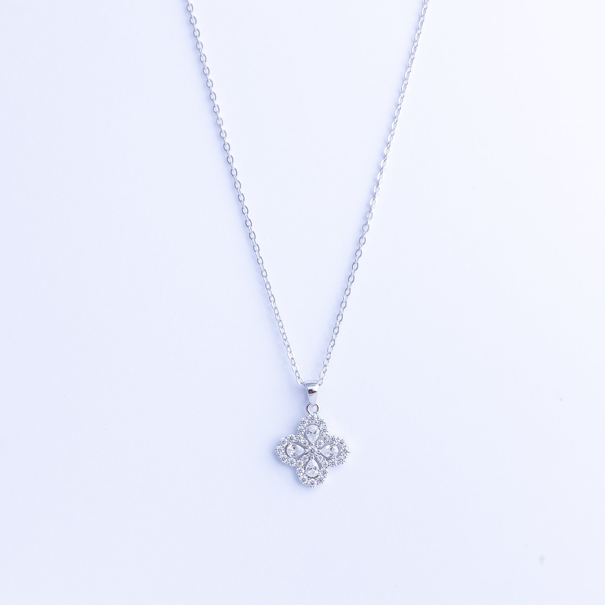 Clover | Sterling Silver Clover Necklace with White Zirconia