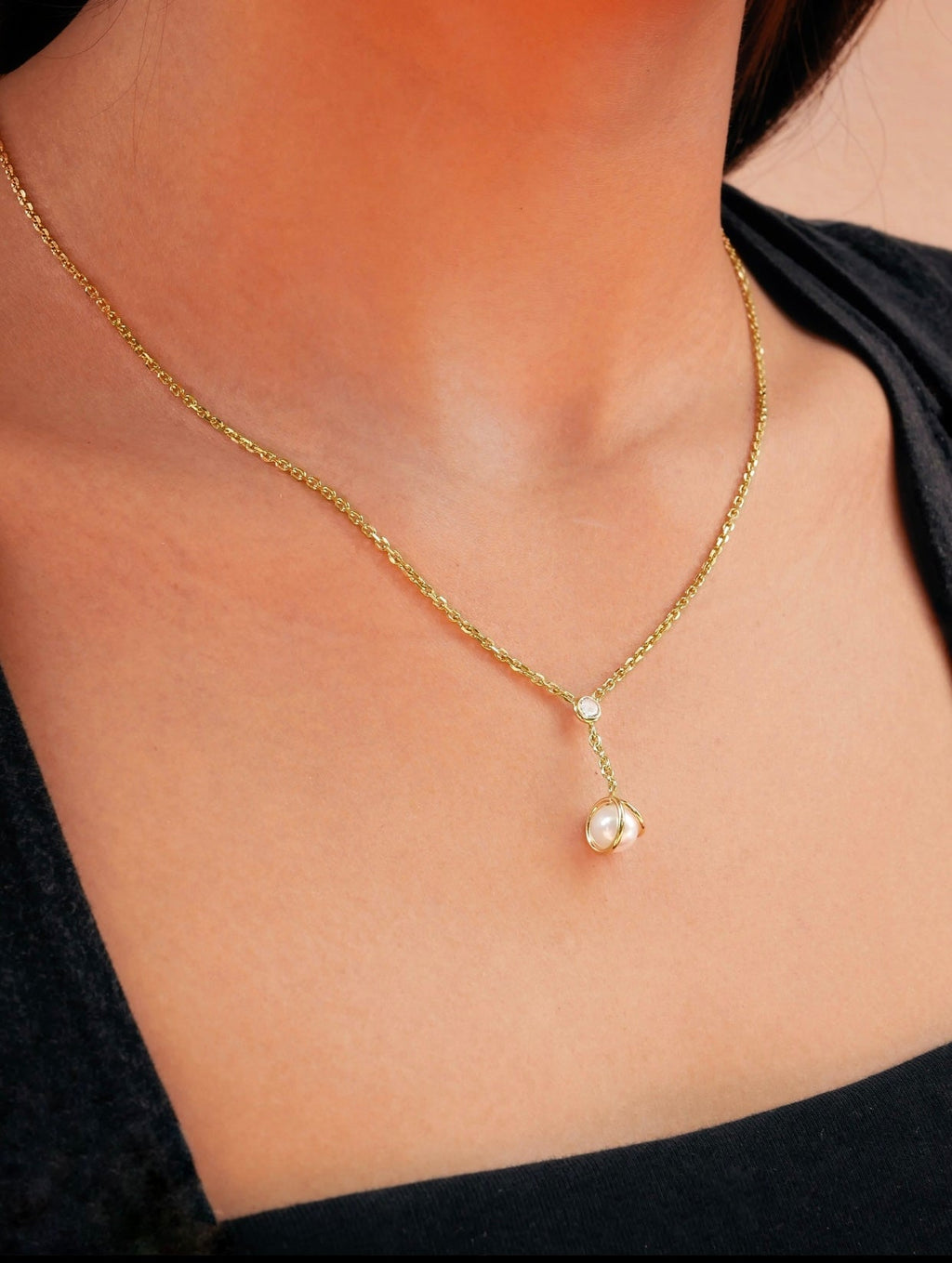 Pearl Embraced Necklace