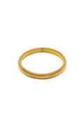 Vestopazzo Ribbed Rigid Bracelet - Bracelets in Kuwait | سوار بانجل صلب مضلع مطلي بالذهب من مجموعة Essential - Saya