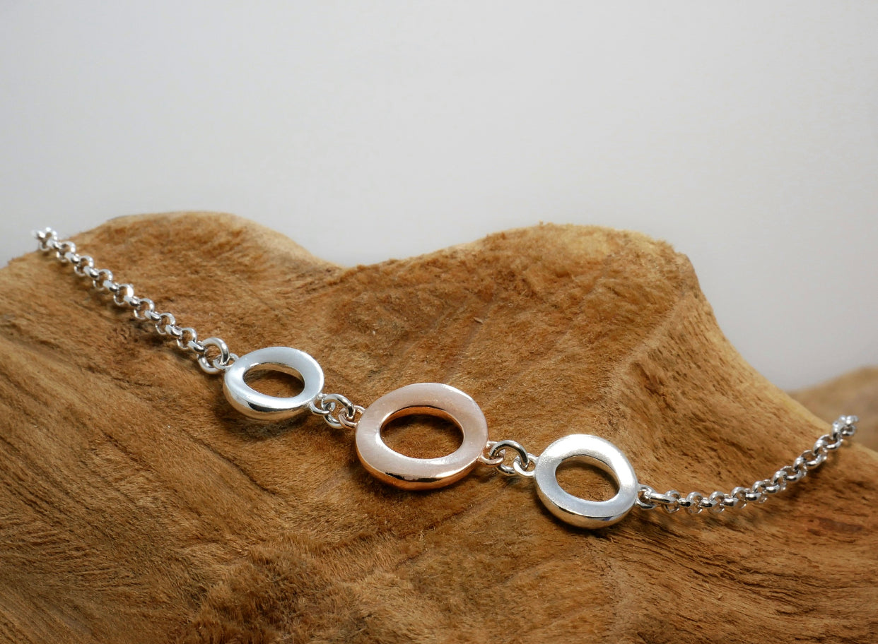 سوار HOOP المزدوج