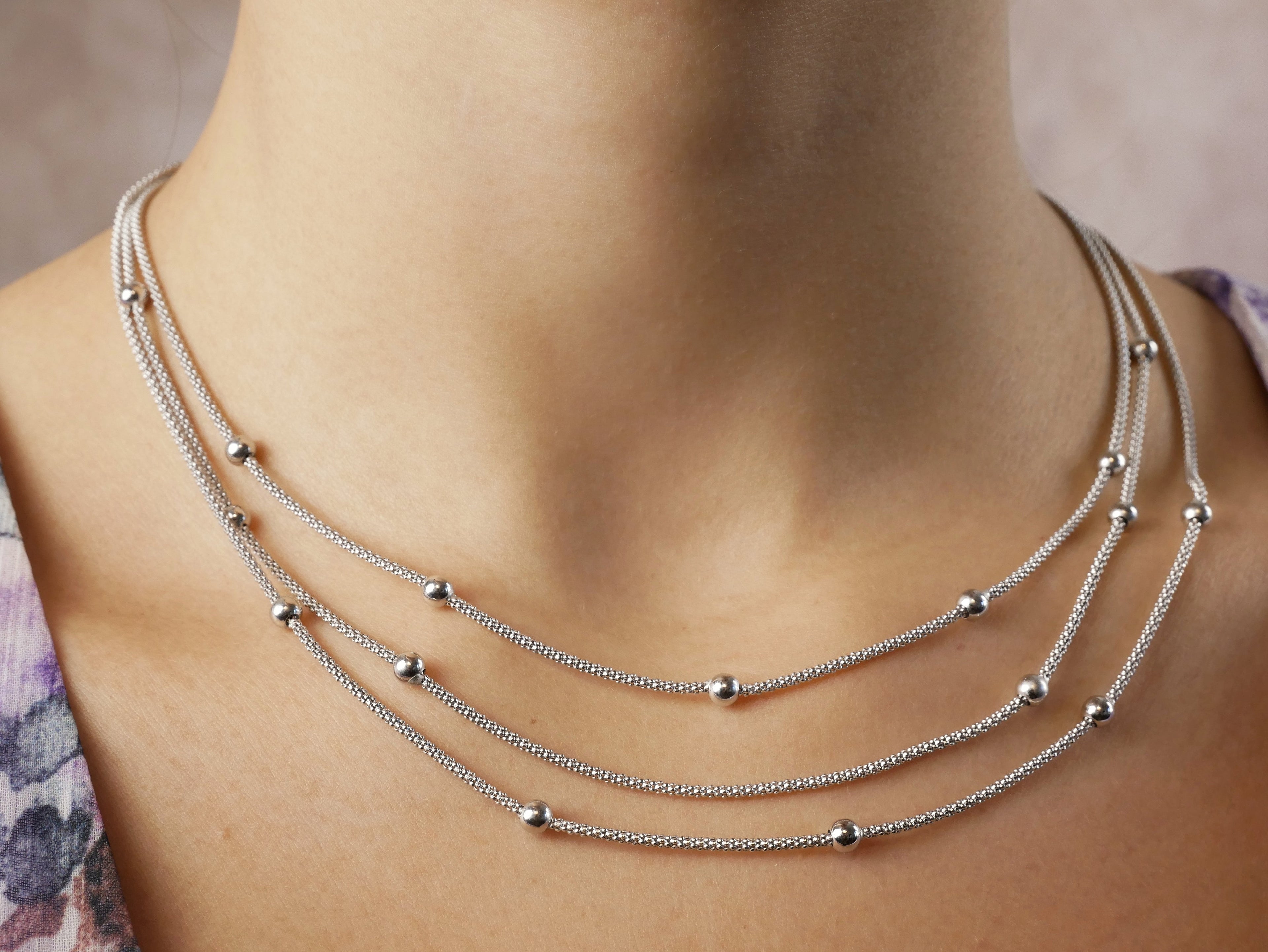 Mesh 3 strand ball necklace