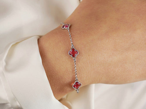 Clover Bracelet with Red Quartz