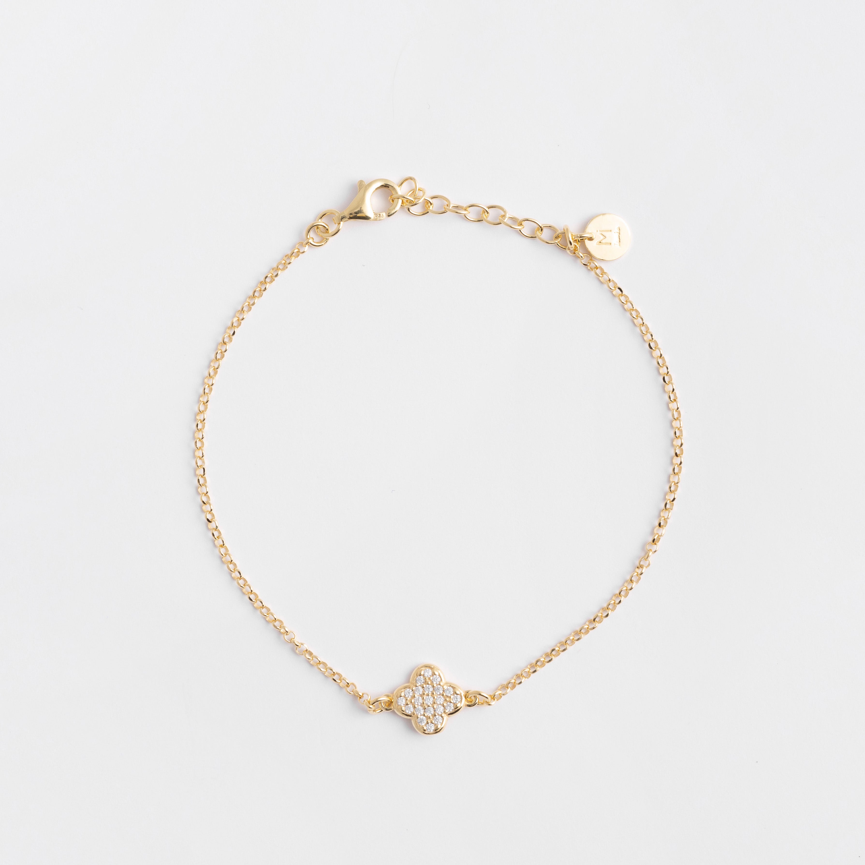 Diamond bracelet clover