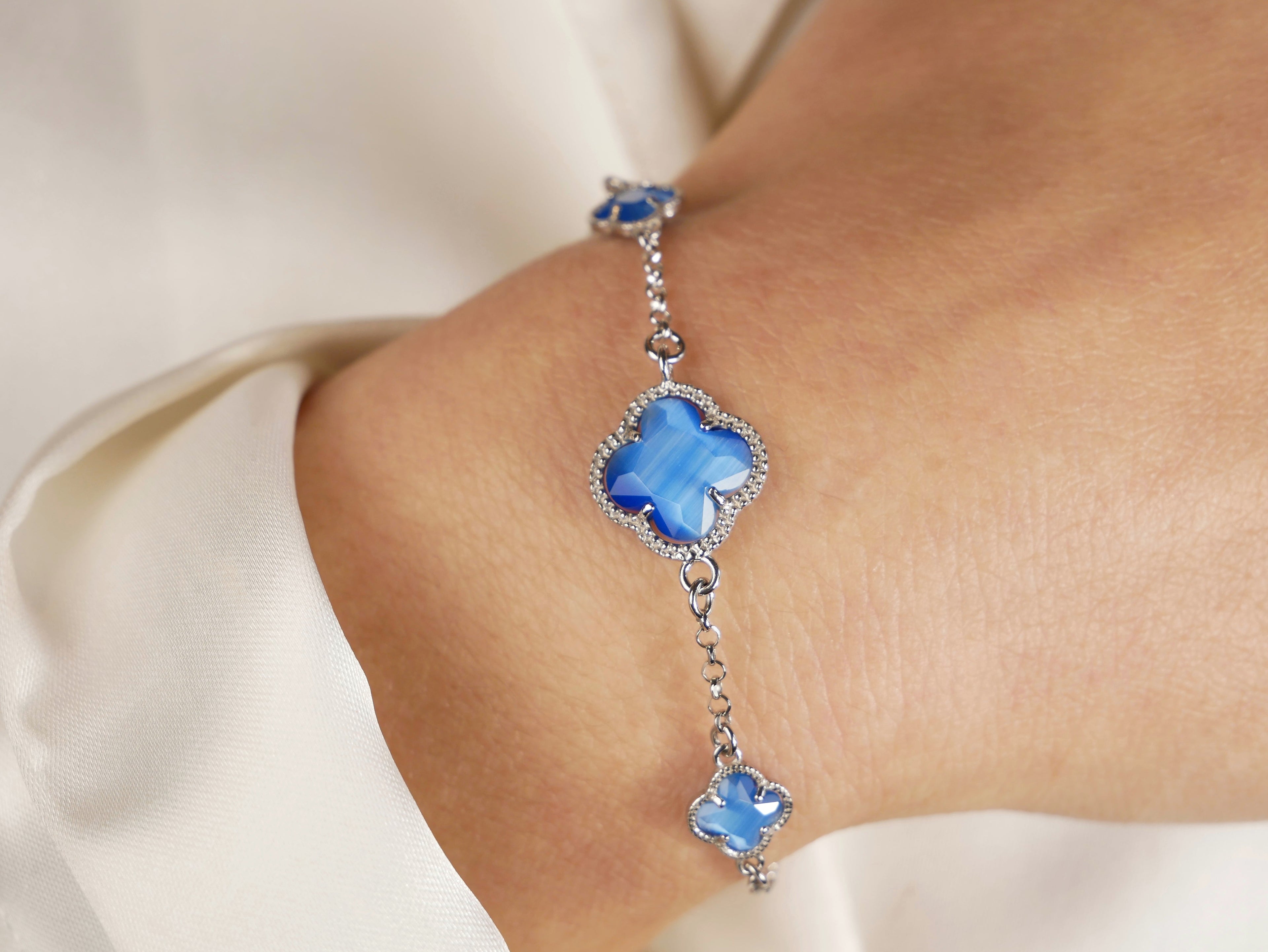 Clover | Bracelet with Blu Quartz