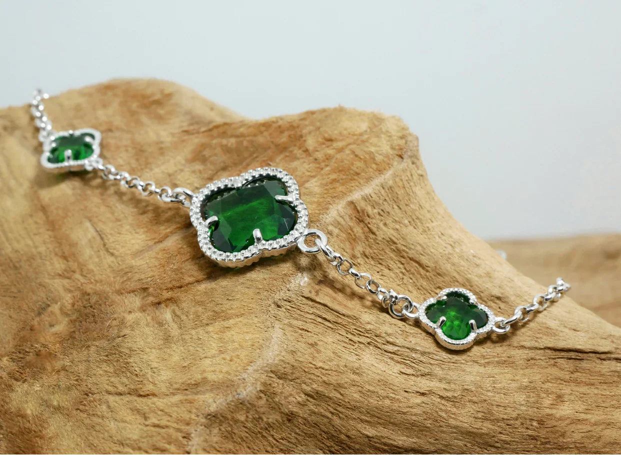 CLOVER | BRACELET WITH EMERALD QUARTZ