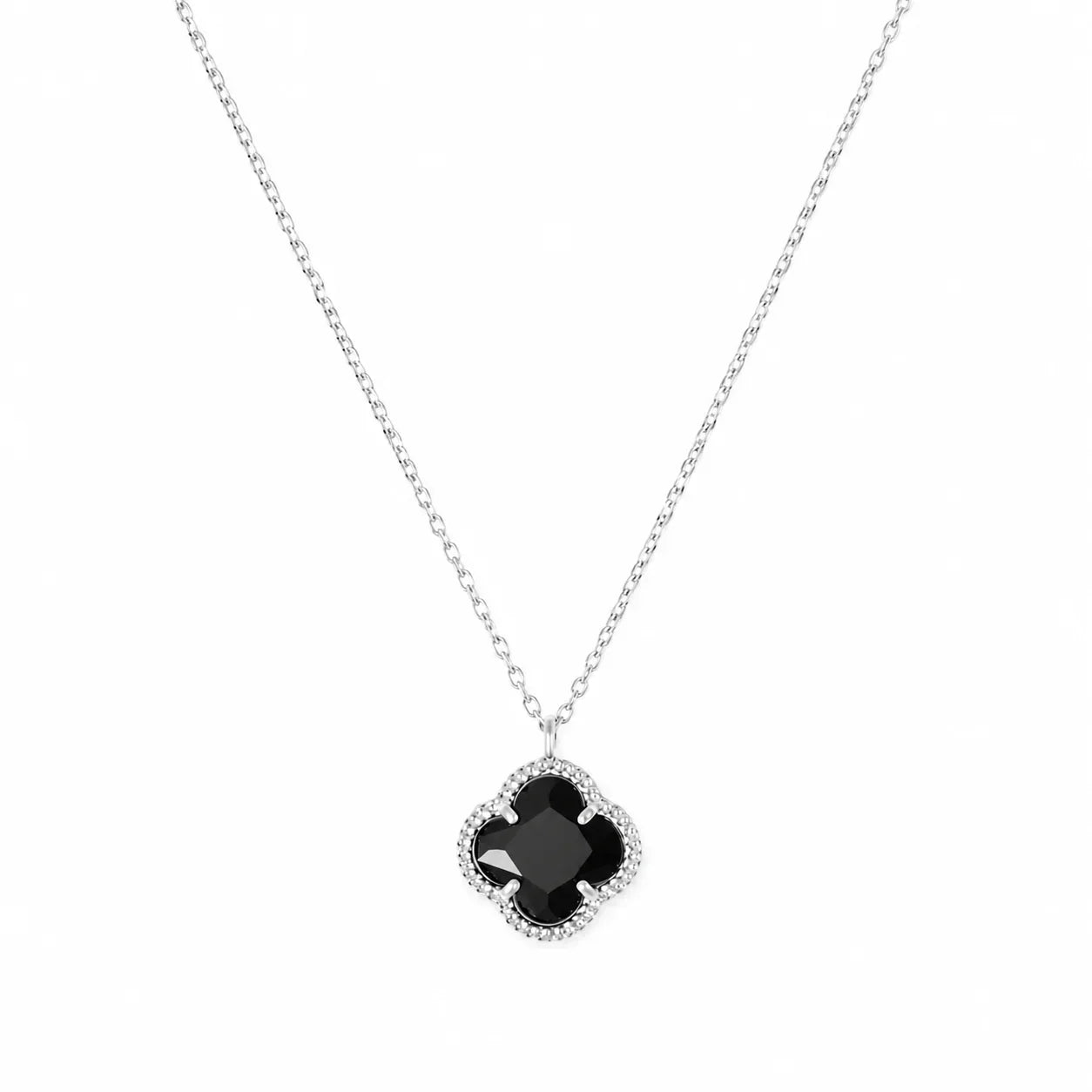 CLOVER | NECKLACE WITH EMERALD QUARTZ