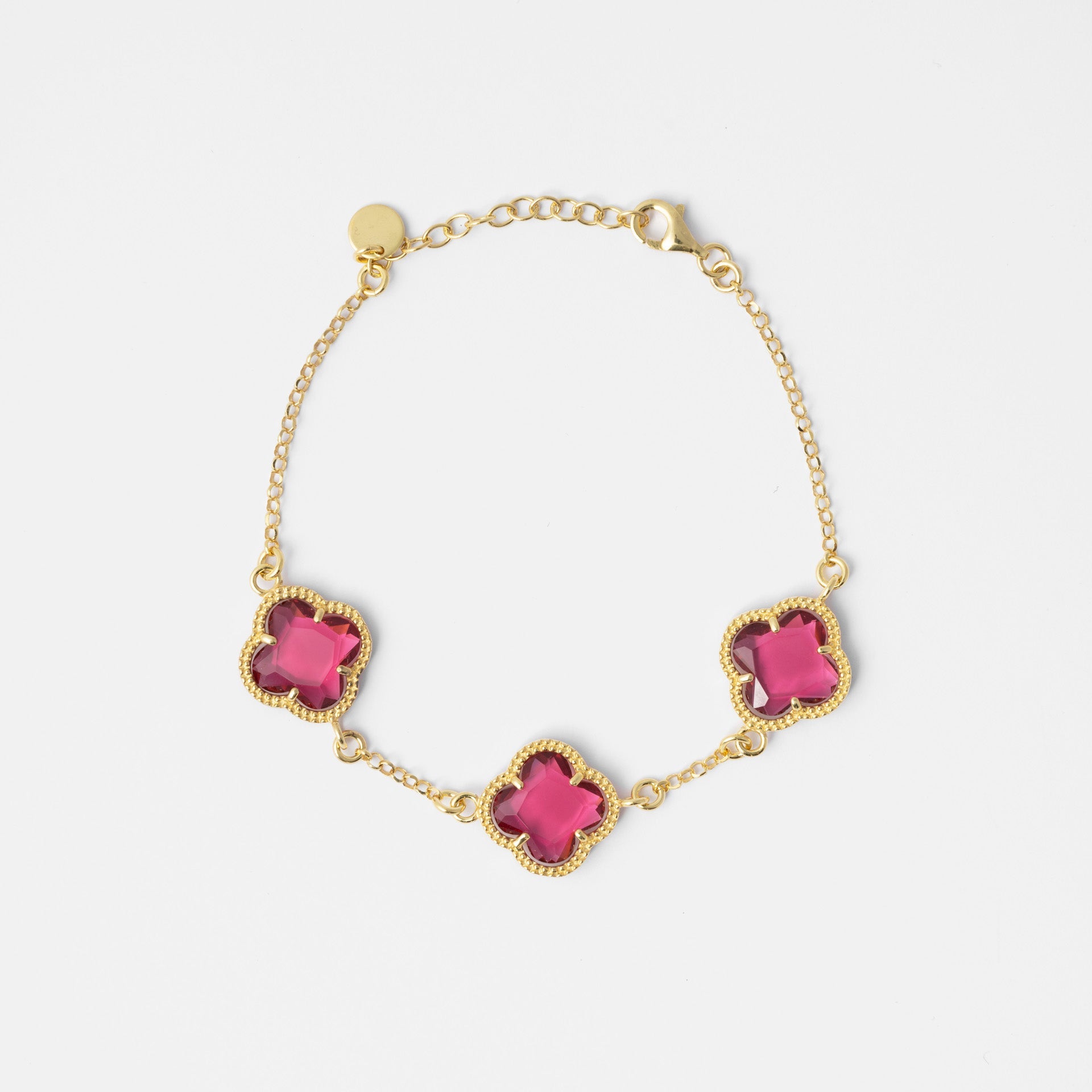 Clover with red quartz