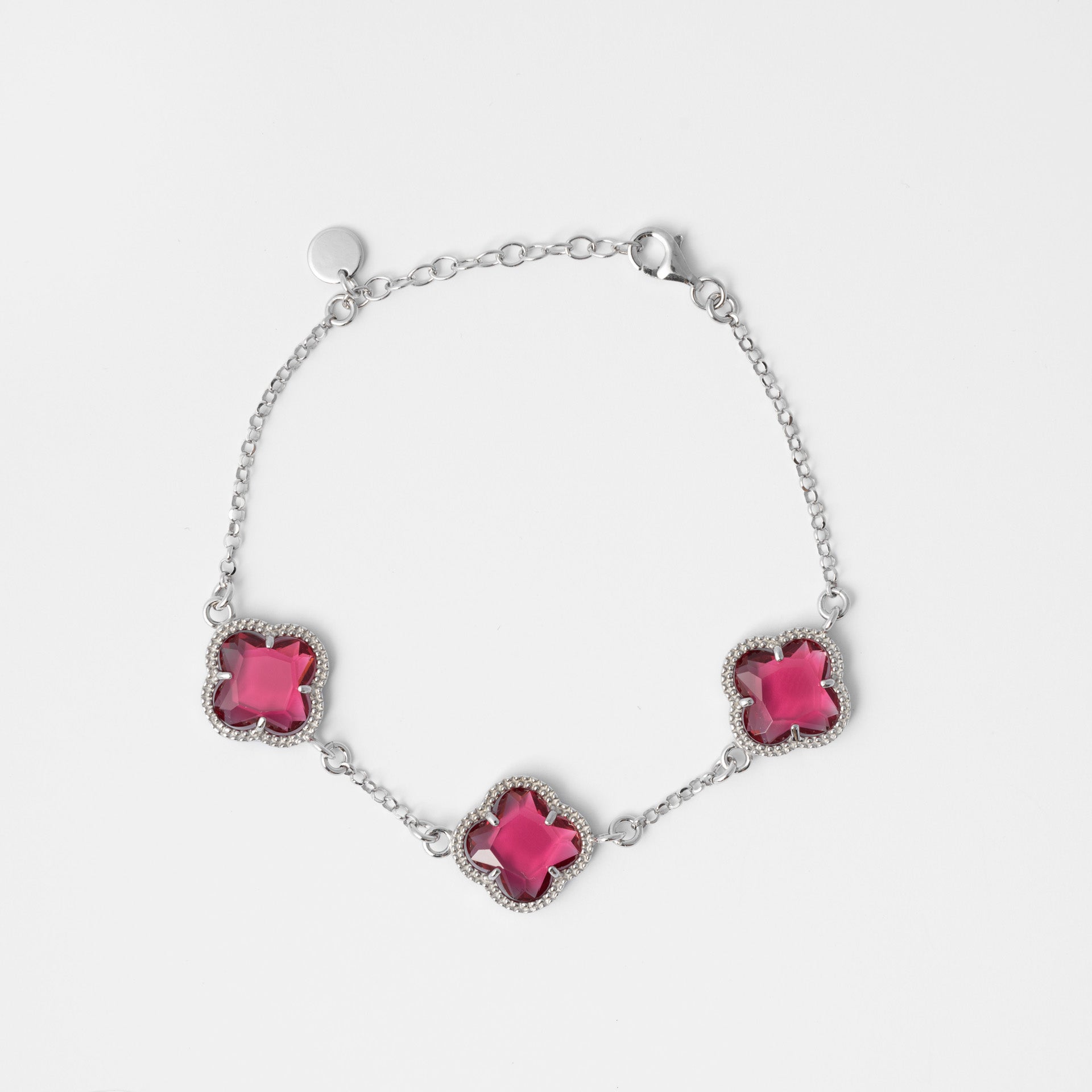 Clover with red quartz
