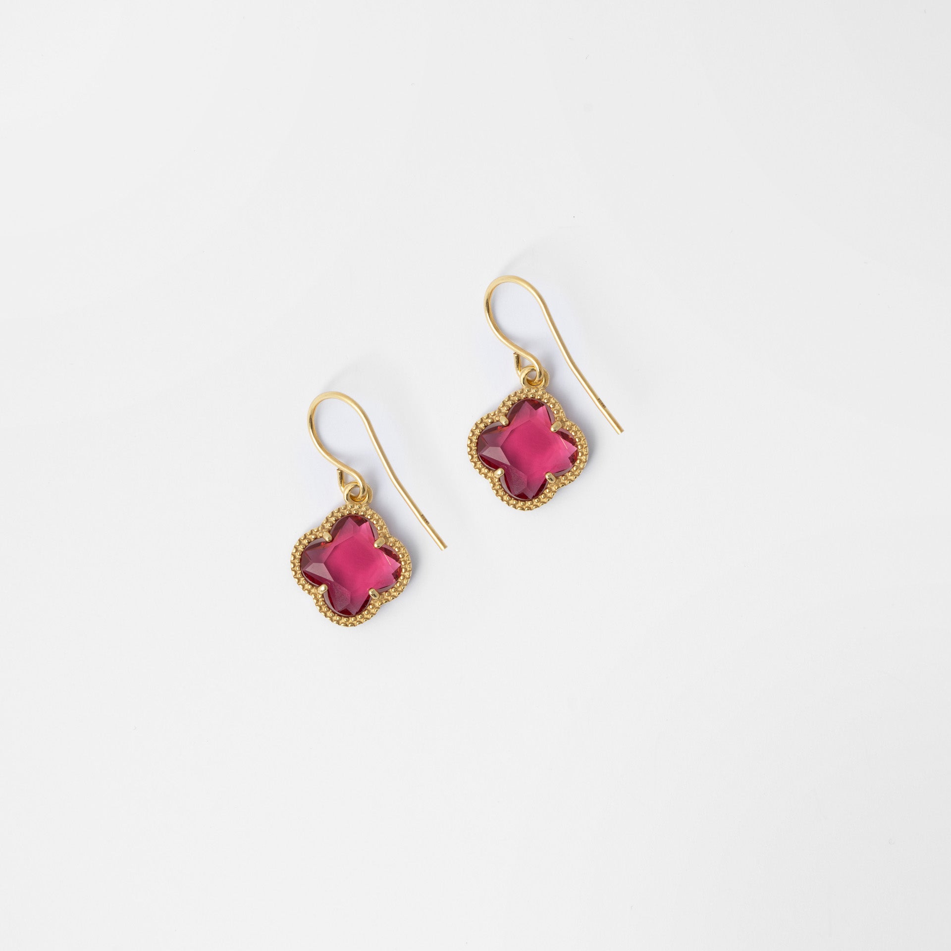 Clover | Earrings with Red Quartz